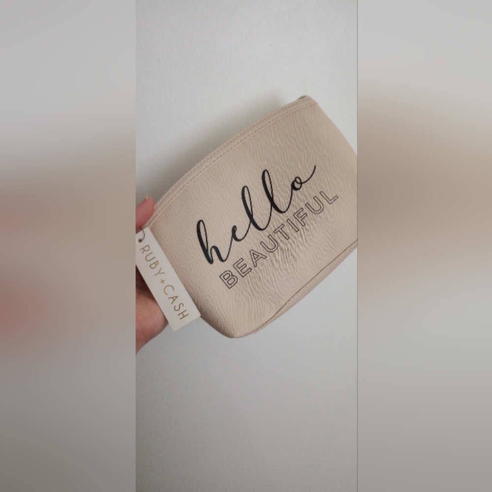 Makeup bag